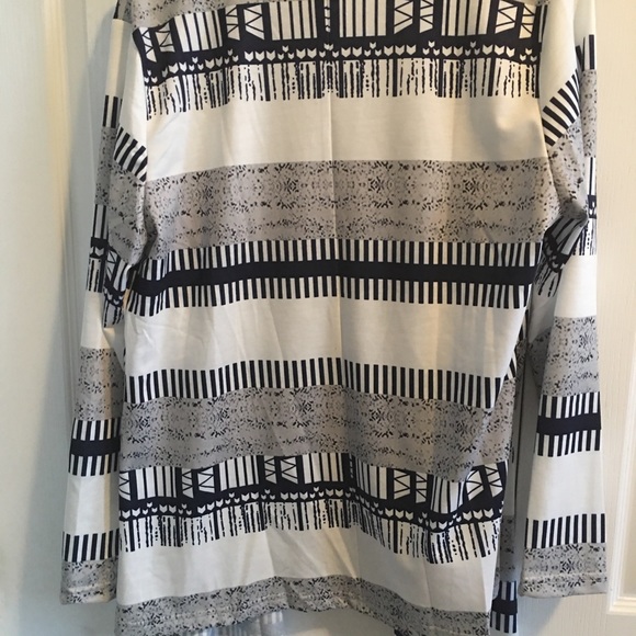 Cardigan/ Beach Cover up - Picture 4 of 6